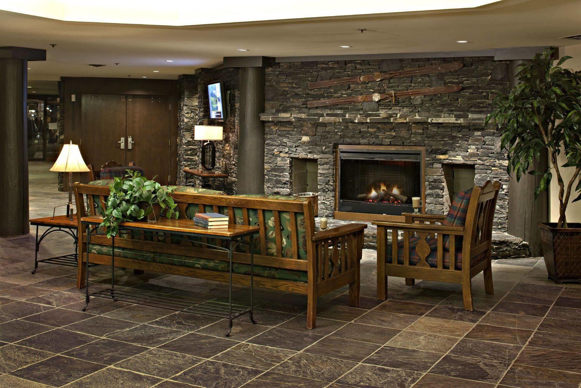 Kananaskis Mountain Lodge, Autograph Collection Buitenkant foto